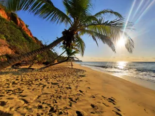 Imagem principal do artigo Conheça as melhores praias desertas do Brasil para escapar da multidão